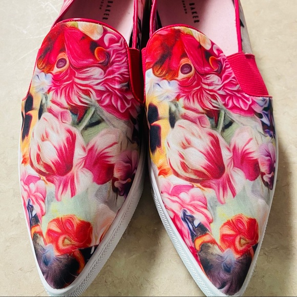 Ted Baker Thfia Pink Floral Pointy Toe Sneakers - Picture 2 of 7